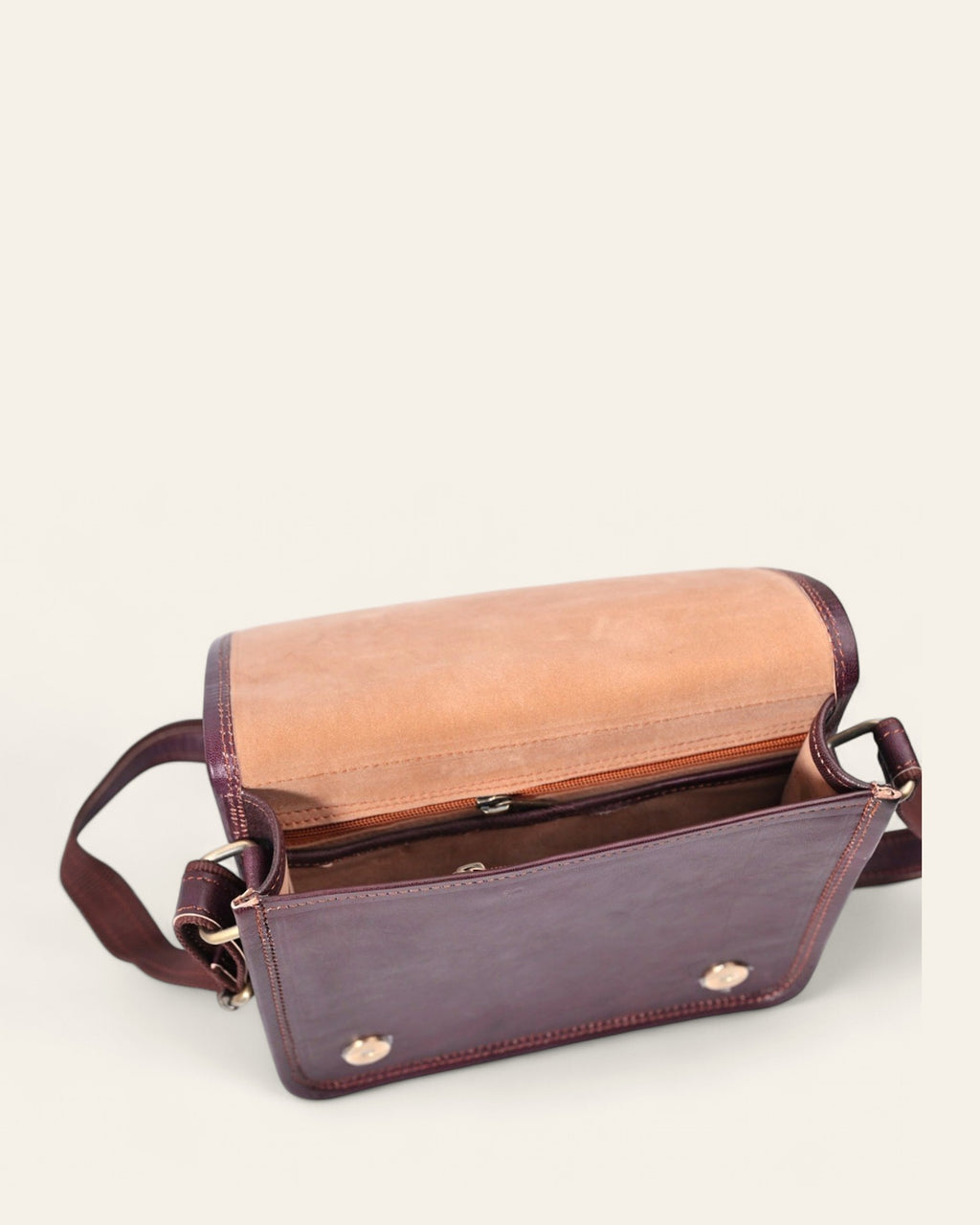 The Jaisalmer Sling in Cherry - open flap showing the interior