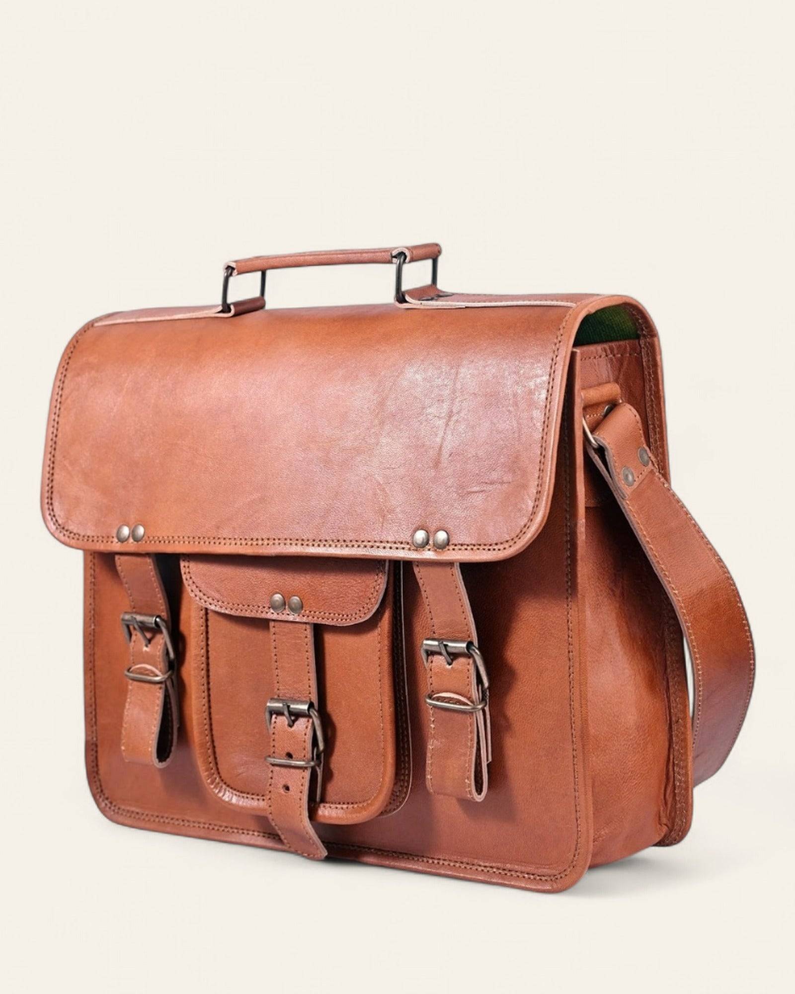 Side profile of The Mewad Messenger with its adjustable strap